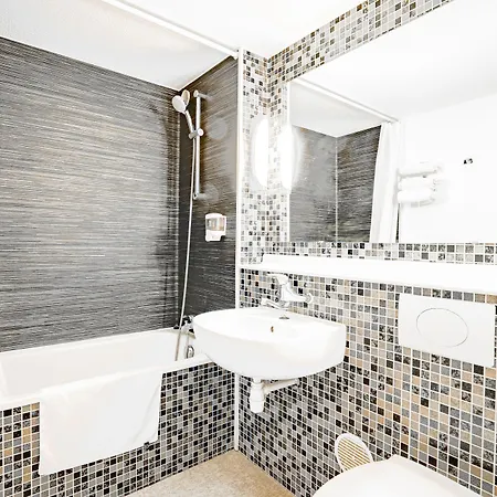 فندق Kyriad Direct Lille Nord - روبيه