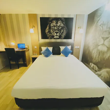 Kyriad Direct Lille Nord - 2*