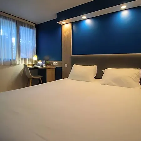 Kyriad Direct Lille Nord - 호텔