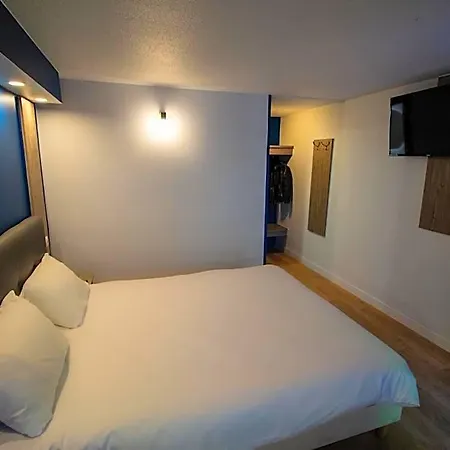 Kyriad Direct Lille Nord - 2* 루베