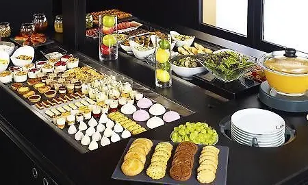 فندق Kyriad Direct Lille Nord - 2*