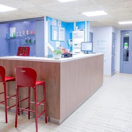 فندق Kyriad Direct Lille Nord -