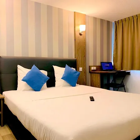 Kyriad Direct Lille Nord - 2*