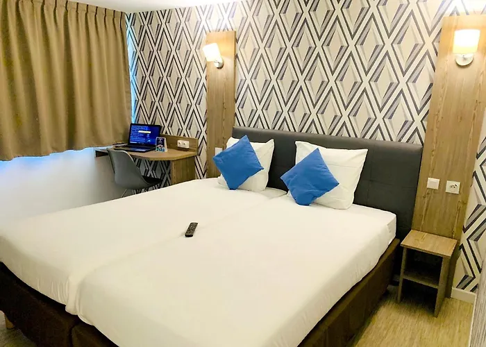 Hotel Kyriad Direct Lille Nord - 2*