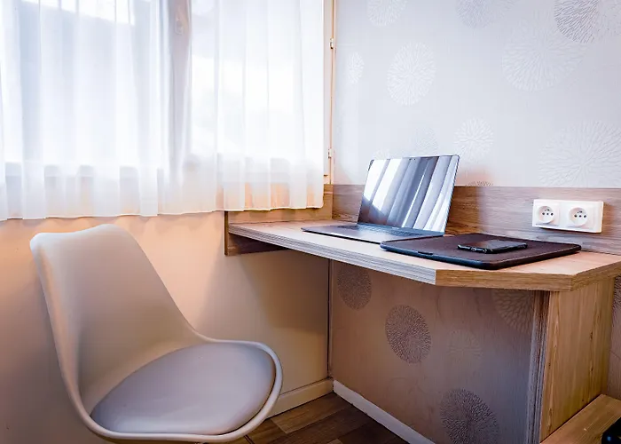 Kyriad Direct Lille Nord - 2*