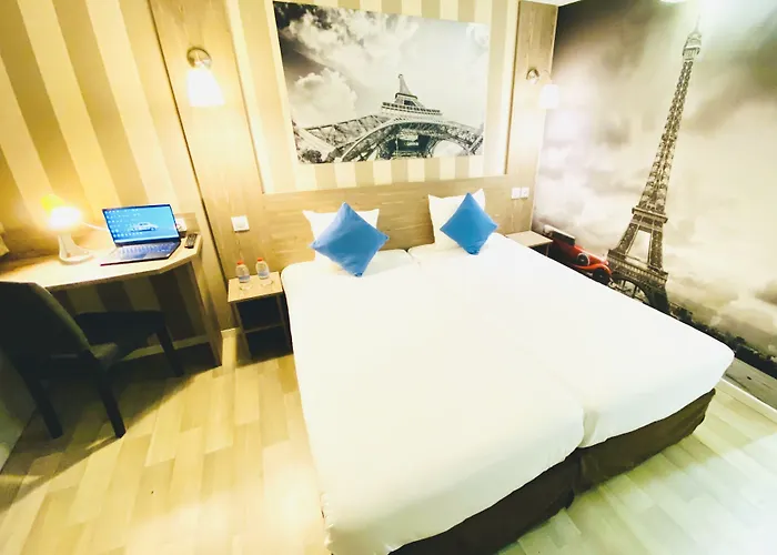 Hotel Kyriad Direct Lille Nord -