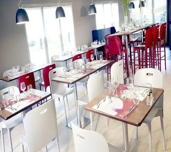 Kyriad Direct Lille Nord - Roubaix