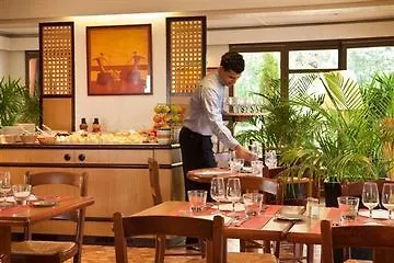 Kyriad Direct Lille Nord -