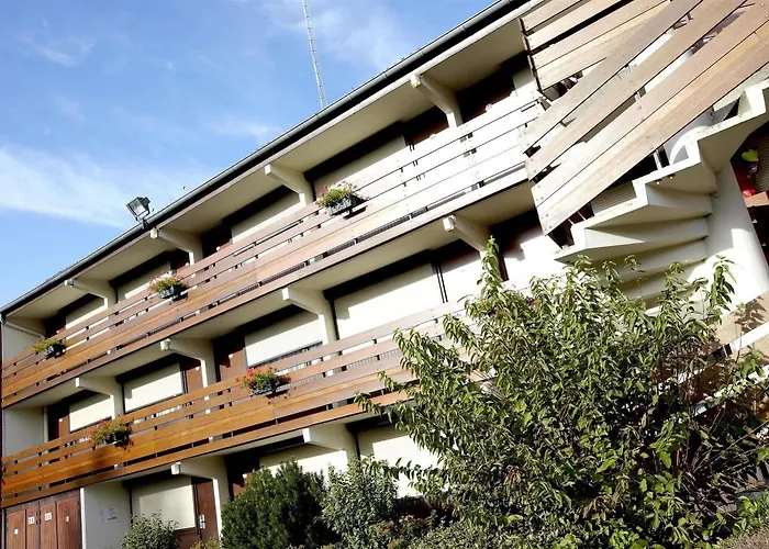 Hotel Kyriad Direct Lille Nord -