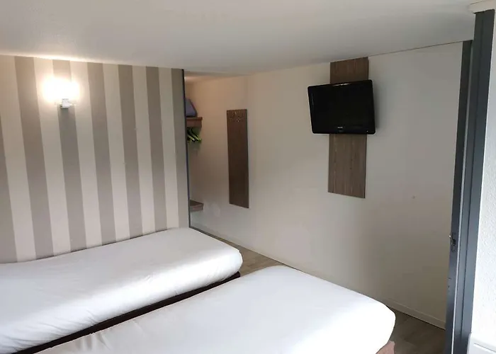 Hotel Kyriad Direct Lille Nord - 2*