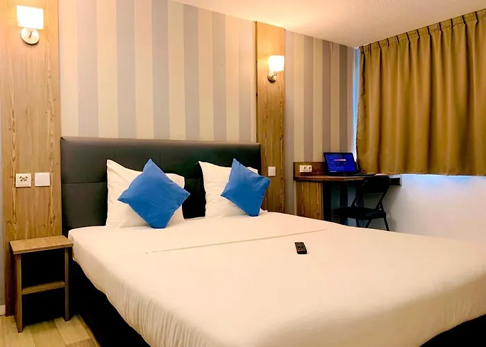 Kyriad Direct Lille Nord - 2*